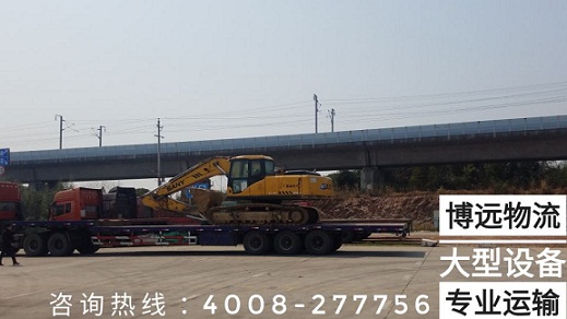 挖掘機(jī)運輸.jpg 挖掘機(jī)運輸.jpg