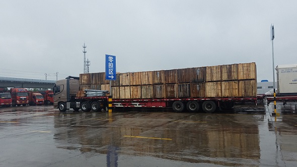 株洲動車設(shè)備汽車零部件批量發(fā)運.jpg 株洲動車設(shè)備汽車零部件批量發(fā)運.jpg