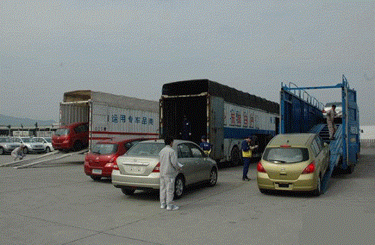 點(diǎn)到點(diǎn) 一對(duì)一式服務(wù)體系季度保額過千萬整車專送安全有保障.gif 點(diǎn)到點(diǎn) 一對(duì)一式服務(wù)體系季度保額過千萬整車專送安全有保障.gif