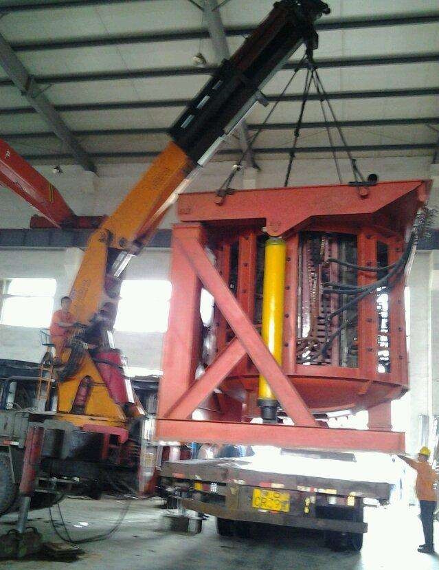 鍋爐.jpg 鍋爐.jpg