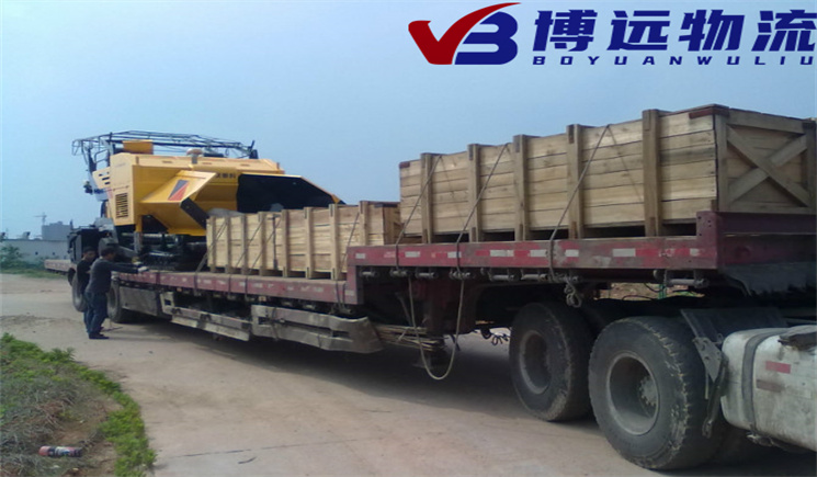 攤鋪機(jī)運�?.jpg 攤鋪機(jī)運�?.jpg